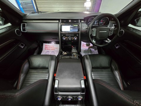 Land Rover Discovery TD6 HSE LUXURY 3