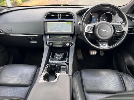 Jaguar F-Pace 2.0 D240 R-Sport Auto AWD Euro 6 (s/s) 5dr 15