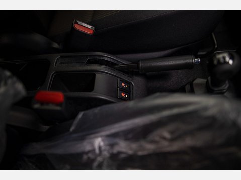 Suzuki Jimny Sierra ALLGrip SUV 1.5 Euro 6 (101 ps) 24