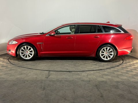 Jaguar XF D PREMIUM LUXURY SPORTBRAKE 5