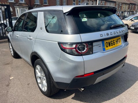 Land Rover Discovery Sport 2.0 TD4 HSE Auto 4WD Euro 6 (s/s) 5dr 7