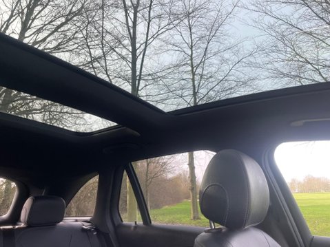 Mercedes-Benz GLC 2.1 GLC250d AMG Line (Premium Plus) G-Tronic 4MATIC Euro 6 (s/s) 5dr 31