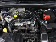 Renault Captur ICONIC TCE 45