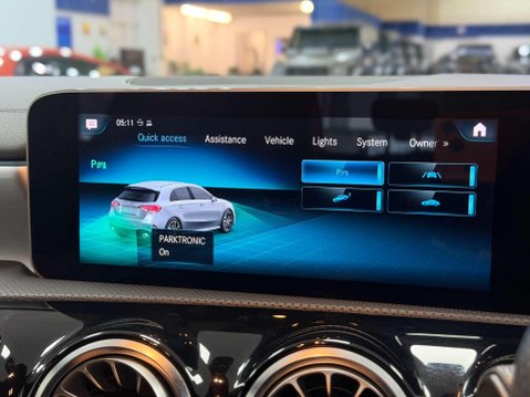 Mercedes-Benz A Class 2.0 A35 AMG (Premium Plus) Hatchback 5dr Petrol SpdS DCT 4MATIC Euro 6 (s/s 41