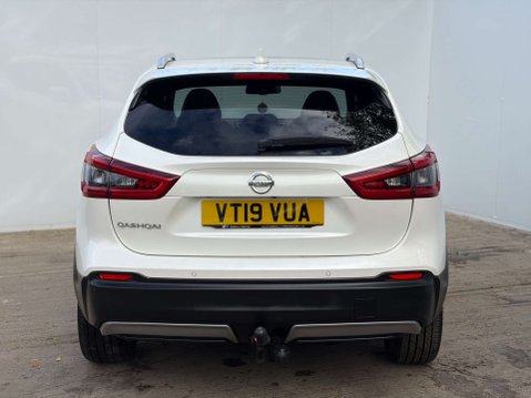 Nissan Qashqai 1.3 Qashqai Tekna DiG-T 5dr 45