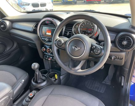 Mini Hatch 1.5 Cooper Classic 3dr 17