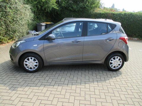 Hyundai i10 1.2 SE Euro 5 5dr 7