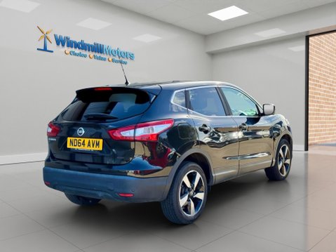 Nissan Qashqai 1.5 dCi n-tec 2WD Euro 5 (s/s) 5dr 5