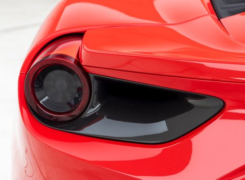 Ferrari 488 Spider 27