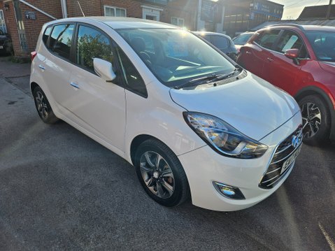 Hyundai ix20 CRDI SE BLUE DRIVE 1