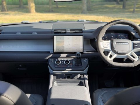 Land Rover Defender 3.0 Defender XS Edition D MHEV Auto 4WD 3dr 11