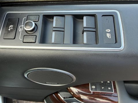 Land Rover Range Rover 3.0h SDV6 Autobiography Auto 4WD Euro 5 (s/s) 5dr 50