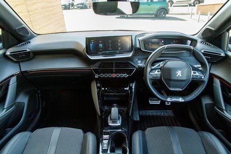 Peugeot 208 GT