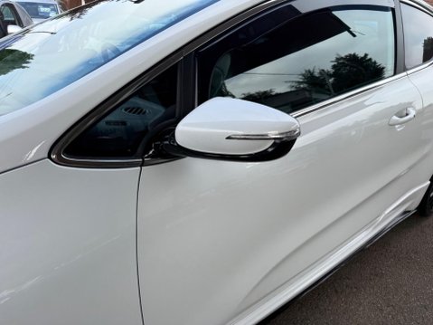 Kia Pro Ceed 1.6 T-GDi GT Tech Euro 5 3dr 28