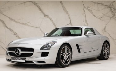 Mercedes-Benz SLS AMG 6