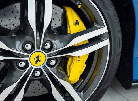 Ferrari Portofino 31