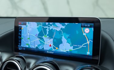 Mercedes-Benz AMG GT R Roadster 26