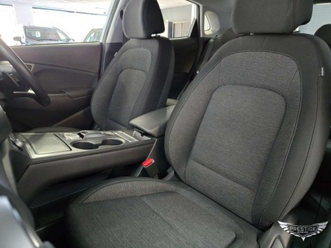 Hyundai KONA 39kWh SE Auto 5dr (10.5kW Charger) 26
