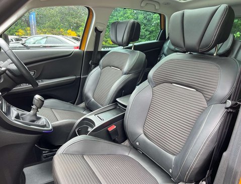Renault Scenic 1.6 Scenic Dynamique S Nav dCi 5dr 36