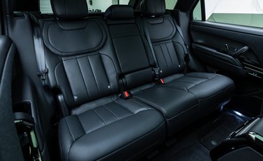 Land Rover Range Rover Sport D250 Edition 17