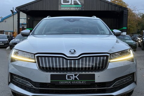 Skoda Superb SE L IV DSG PLUG IN HYBRID -ONE OWNER -FULL SERVICE HISTORY 12