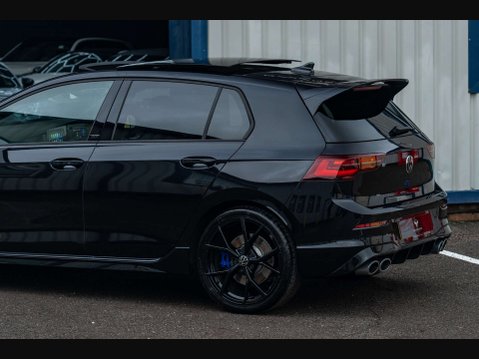 Volkswagen Golf 2.0 Golf R 20 Years TSI 4Motion SA 4WD 5dr 25