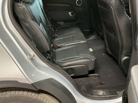 Land Rover Discovery 3.0 Discovery HSE SD6 Auto 4WD 5dr 3