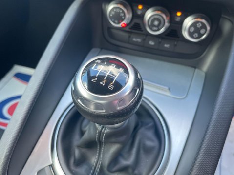 Audi TT 2.0 TDI S line quattro Euro 5 3dr 23