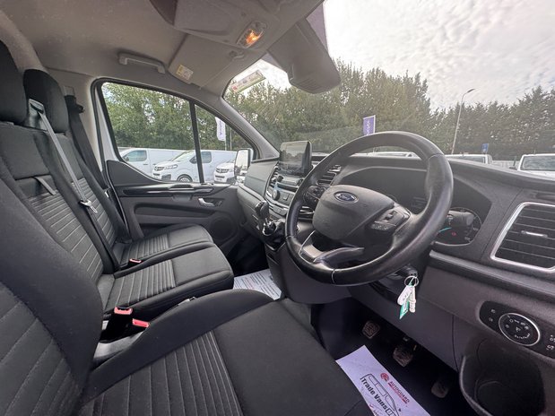 Ford Transit Custom LWB L2H2 High Roof Limited (SOLD SM) 300 Air Con Sensors EURO 6 NO VAT 15