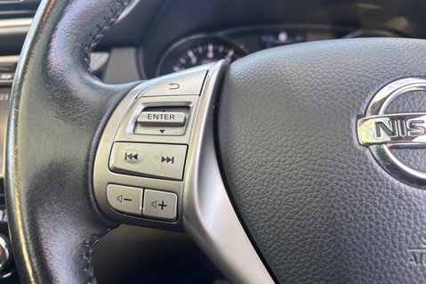 Nissan Qashqai N-CONNECTA DIG-T.. SUNROOF..SERVICES..1 PREVIOUS KEEPER... STUNNING EXAMPLE 21