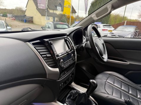 Mitsubishi L200 2.4 DI-D DC Barbarian 4WD Euro 5 4dr 38