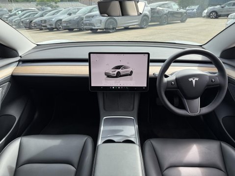 Tesla Model 3 Saloon 4dr Electric Auto RWD (241 bhp) 29