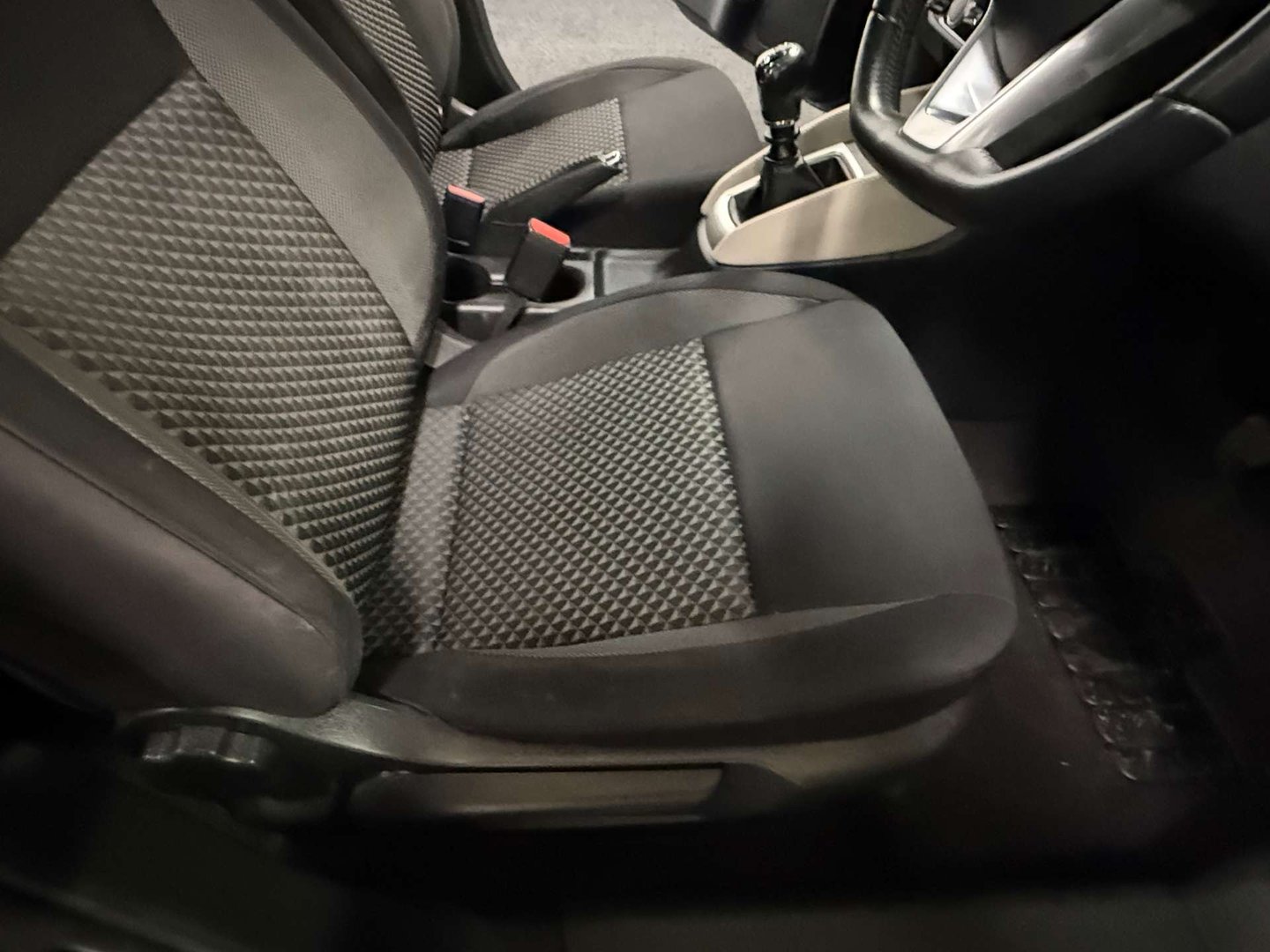 2020 Nissan Micra — image 12