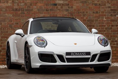 Porsche 911 Carrera GTS (991.2)