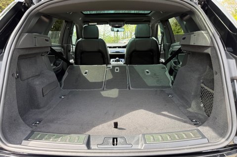 Land Rover Range Rover Evoque R-DYNAMIC HSE MHEV - 360 DEGREE CAMERAS -20 INCH ALLOYS - APPLE CARPLAY 62