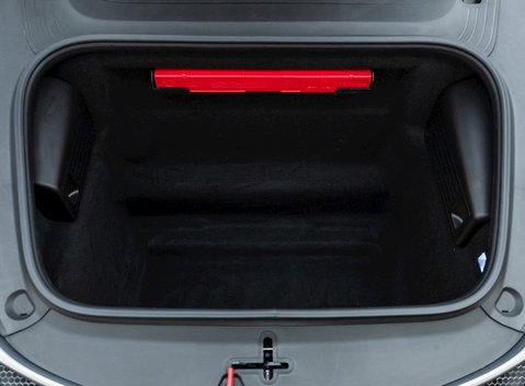 Porsche 718 Boxster Spyder 34