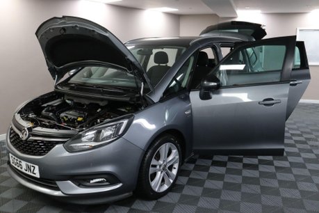 Vauxhall Zafira SRI 16