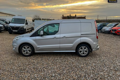 Ford Transit Connect AUTO SWB L1H1 Limited 200 Alloys Camera Sensors EURO 6 NO VAT
