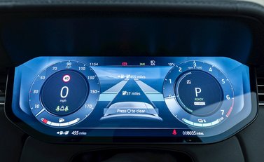 Land Rover Range Rover P440e HSE 17