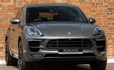 Porsche Macan GTS 1