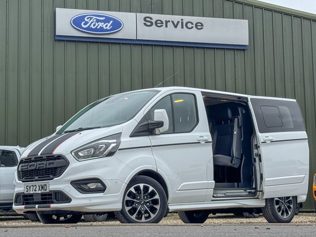 Ford Transit Custom Crew Cab AUTO SWB L1H1 Sport 320 Air Con SELECT 1