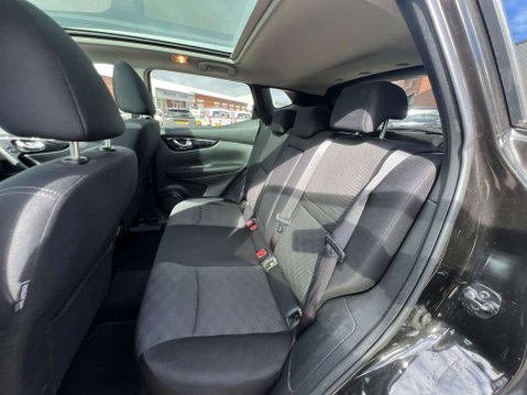 Nissan Qashqai 1.5 Qashqai N-Connecta dCi 5dr *NATIONAL DELIVERY* 7