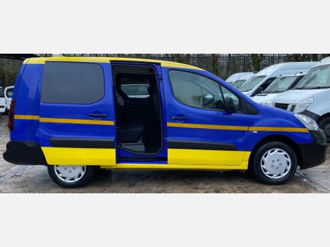 Peugeot Partner 1.6 BlueHDi 744 S Combi Van 6dr Diesel Manual L2 (113 g/km, 97.64 bhp) 10