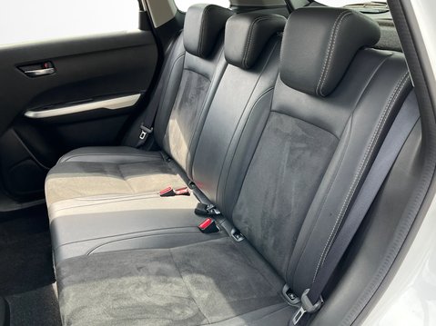 Suzuki Vitara 1.6 SZ5 ALLGRIP 5dr Auto 38