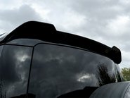 Land Rover Defender V8 33