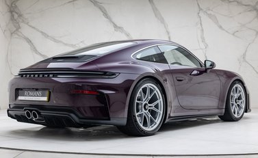 Porsche 911 GT3 TOURING (992.2) 3