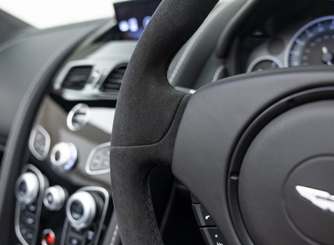 Aston Martin V12 Vantage S ROADSTER 27
