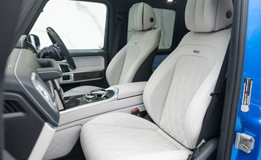 Mercedes-Benz G Class AMG G63 CARBON EDITION 19
