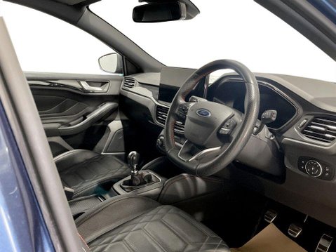 Ford Focus 1.0T EcoBoost ST-Line X Hatchback 5dr Petrol Manual Euro 6 (s/s) (125 ps) 12
