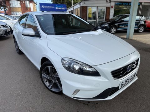 Volvo V40 2.0 T2 R-Design Euro 6 (s/s) 5dr 7